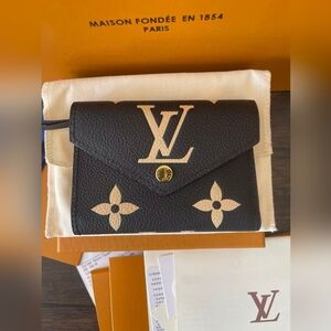 Louis Vuitton Victorine Wallet